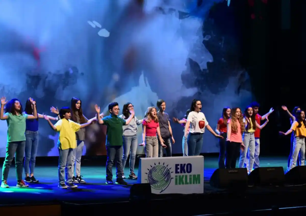 Mauris vestibulum libero vestibulum purus tempus fermentum